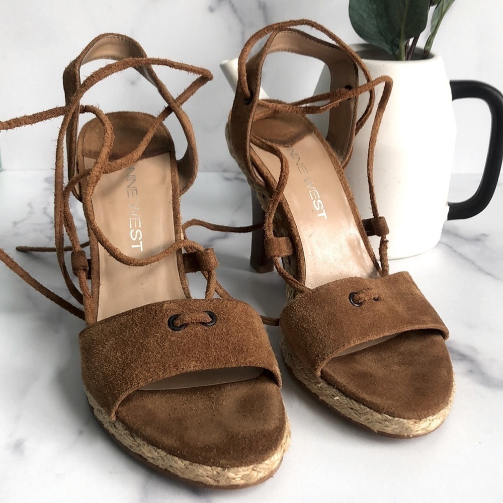 Nine West Heeled Sandals With Tie Ankle Straps In Camel Brown Size 6M